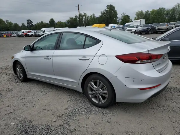 KMHD84LF3JU613690 2018 HYUNDAI ELANTRA - Image 2