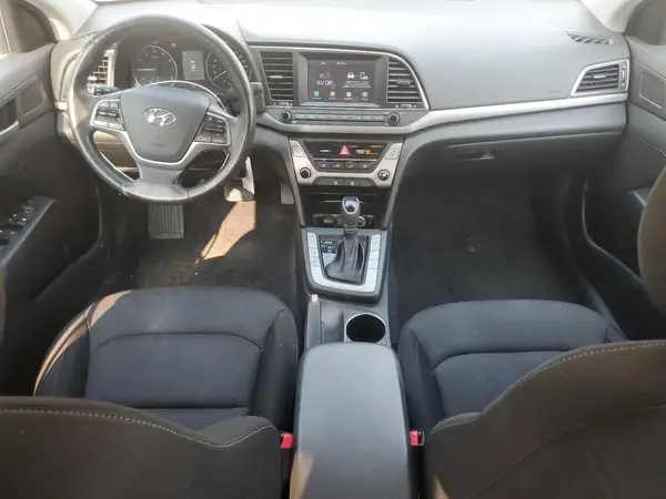 KMHD84LF3JU622048 2018 HYUNDAI ELANTRA - Image 8
