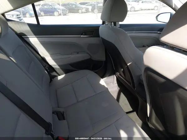 KMHD84LF3JU623586 2018 HYUNDAI ELANTRA - Image 8