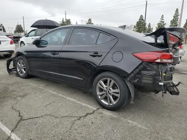 KMHD84LF3JU629291 2018 HYUNDAI ELANTRA - Image 2