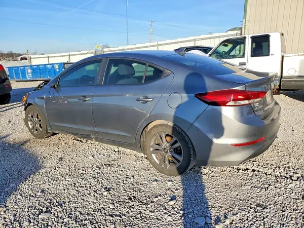 KMHD84LF3JU631476 2018 HYUNDAI ELANTRA - Image 2