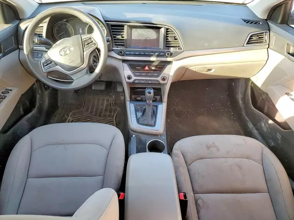 KMHD84LF3JU631476 2018 HYUNDAI ELANTRA - Image 8