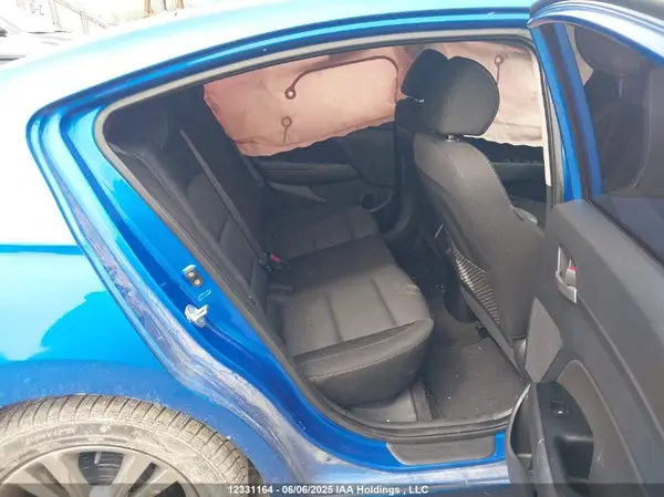 KMHD84LF3JU634121 2018 HYUNDAI ELANTRA - Image 8