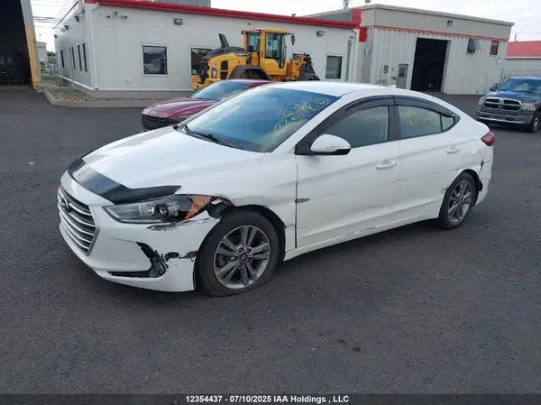 KMHD84LF3JU635091 2018 HYUNDAI ELANTRA - Image 2