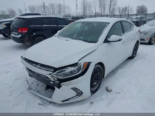 KMHD84LF3JU635222 2018 HYUNDAI ELANTRA - Image 2
