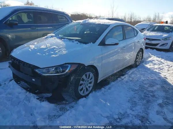 KMHD84LF3JU635432 2018 HYUNDAI ELANTRA - Image 2