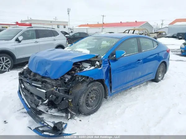 KMHD84LF3JU640887 2018 HYUNDAI ELANTRA - Image 2