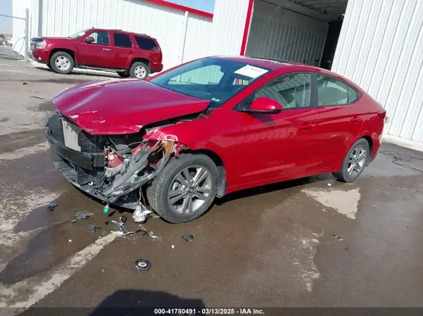 KMHD84LF3JU657009 2018 HYUNDAI ELANTRA - Image 2