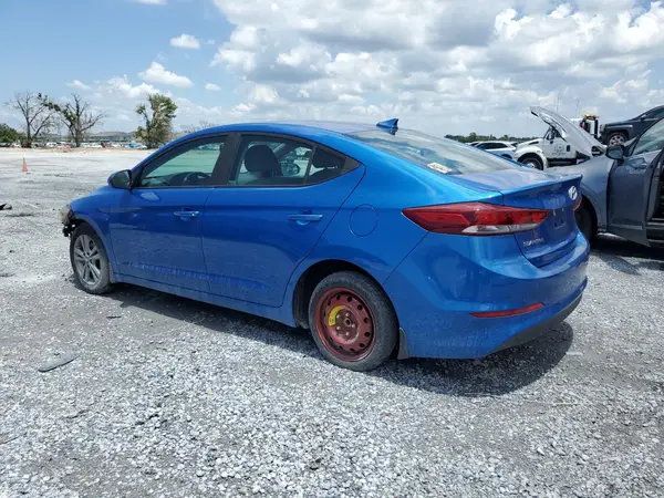 KMHD84LF3JU657303 2018 HYUNDAI ELANTRA - Image 2