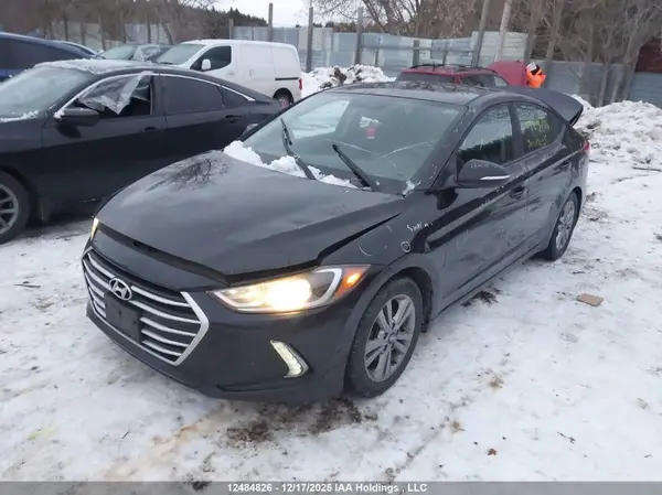 KMHD84LF3JU668754 2018 HYUNDAI ELANTRA - Image 2