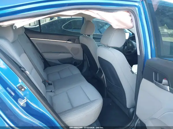 KMHD84LF3JU677311 2018 HYUNDAI ELANTRA - Image 8