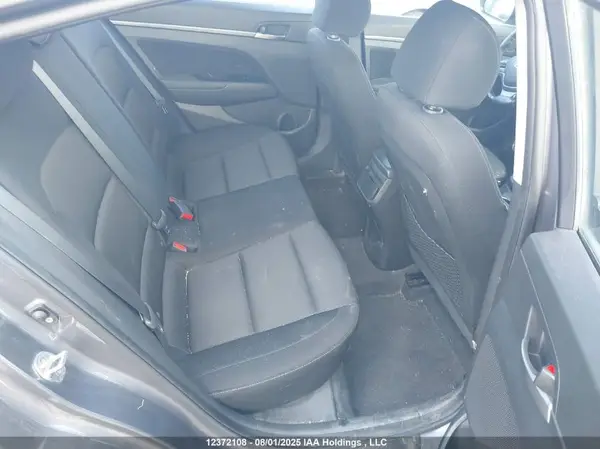 KMHD84LF3JU691497 2018 HYUNDAI ELANTRA - Image 8