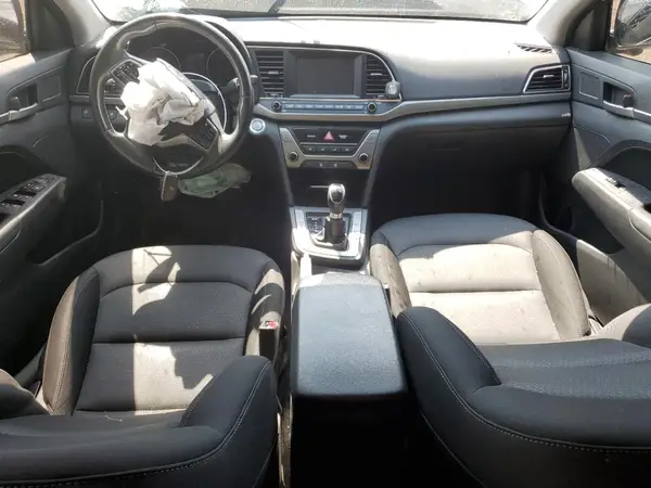 KMHD84LF3JU696165 2018 HYUNDAI ELANTRA - Image 8