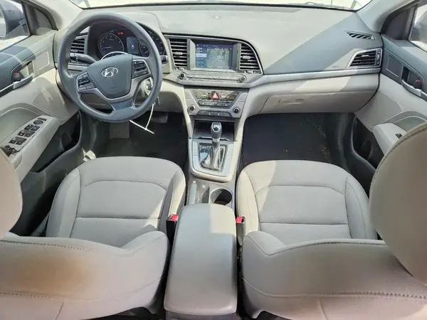 KMHD84LF3JU711800 2018 HYUNDAI ELANTRA - Image 8