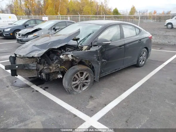 KMHD84LF3JU723445 2018 HYUNDAI ELANTRA - Image 2