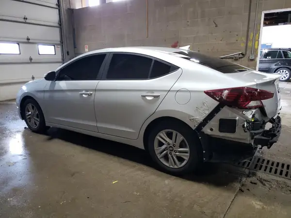 KMHD84LF3KU731062 2019 HYUNDAI ELANTRA - Image 2
