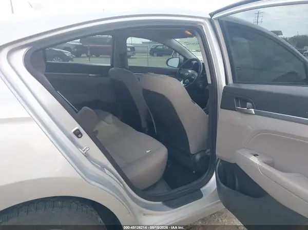 KMHD84LF3KU745205 2019 HYUNDAI ELANTRA - Image 8