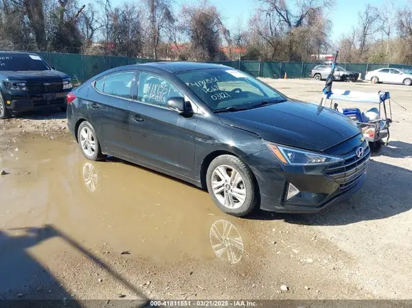 KMHD84LF3KU746547 2019 HYUNDAI ELANTRA - Image 1