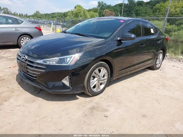 KMHD84LF3KU753062 2019 HYUNDAI ELANTRA - Image 2