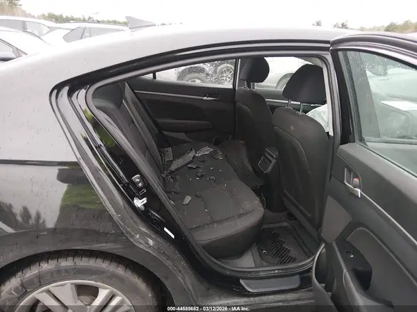 KMHD84LF3KU759217 2019 HYUNDAI ELANTRA - Image 8