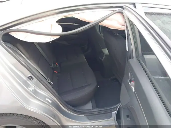 KMHD84LF3KU761288 2019 HYUNDAI ELANTRA - Image 8