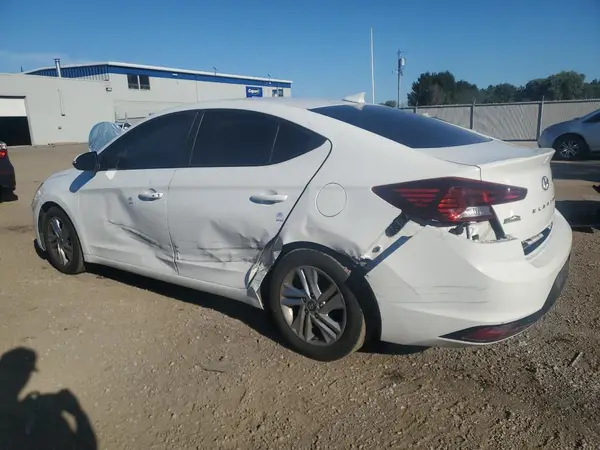 KMHD84LF3KU771528 2019 HYUNDAI ELANTRA - Image 2