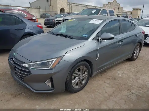 KMHD84LF3KU772775 2019 HYUNDAI ELANTRA - Image 2