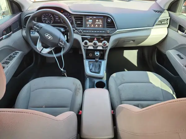 KMHD84LF3KU780195 2019 HYUNDAI ELANTRA - Image 8