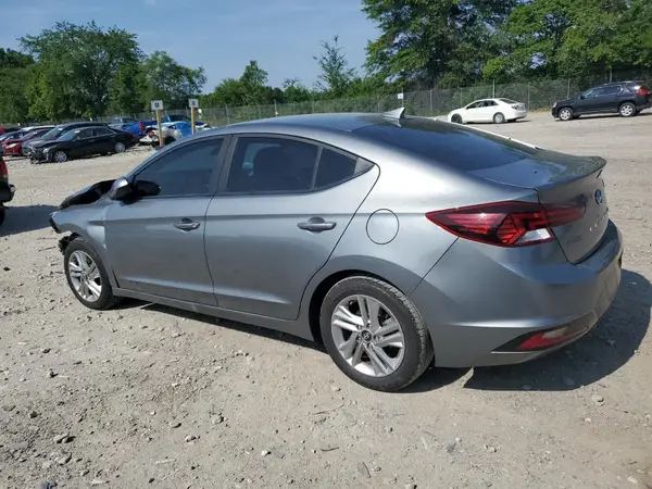 KMHD84LF3KU781413 2019 HYUNDAI ELANTRA - Image 2