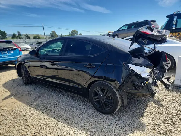KMHD84LF3KU798759 2019 HYUNDAI ELANTRA - Image 2