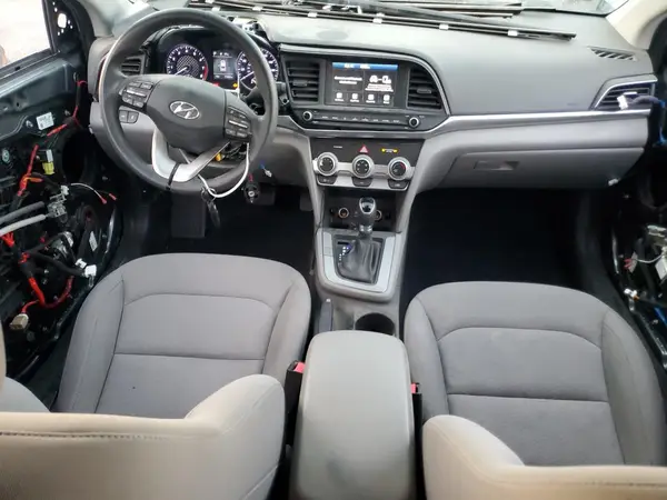 KMHD84LF3KU800896 2019 HYUNDAI ELANTRA - Image 8