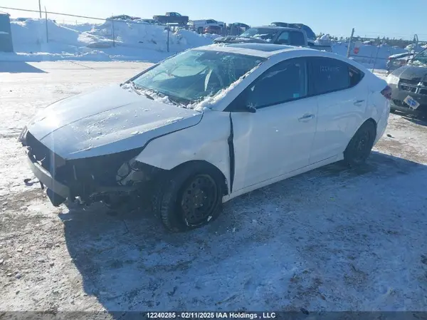 KMHD84LF3KU801305 2019 HYUNDAI ELANTRA - Image 2
