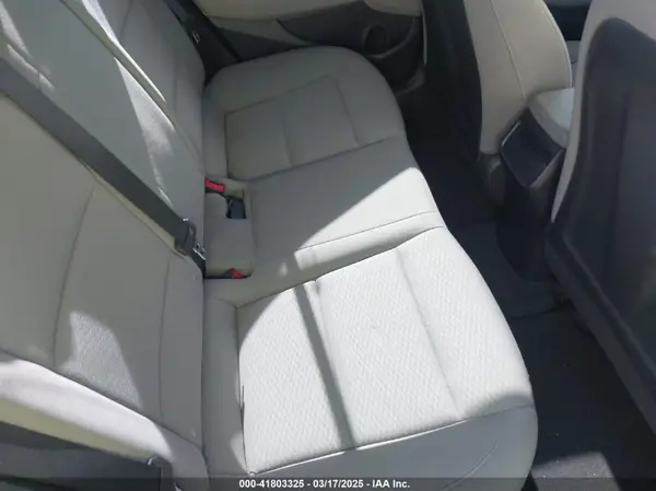 KMHD84LF3KU806116 2019 HYUNDAI ELANTRA - Image 8