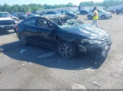 KMHD84LF3KU809128 2019 HYUNDAI ELANTRA