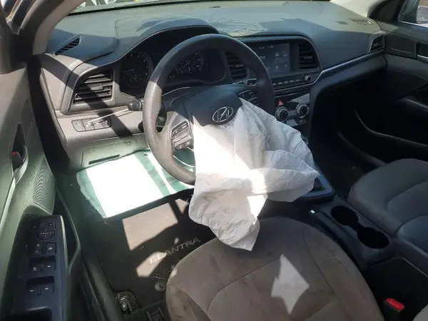 KMHD84LF3KU809422 2019 HYUNDAI ELANTRA - Image 8