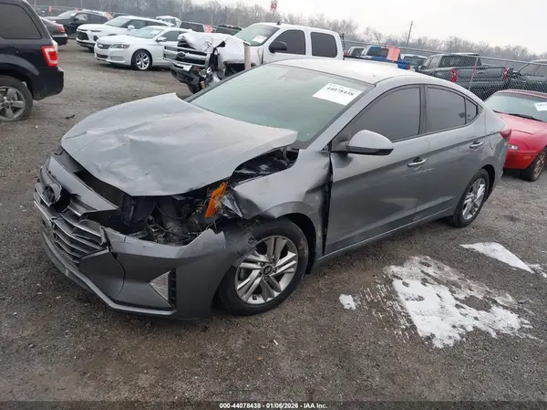KMHD84LF3KU811154 2019 HYUNDAI ELANTRA - Image 2