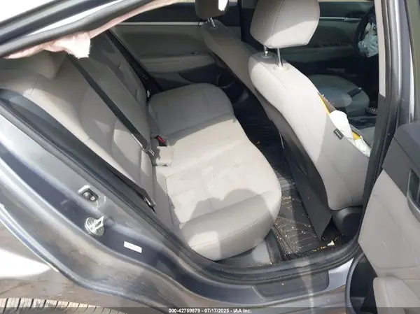KMHD84LF3KU830674 2019 HYUNDAI ELANTRA - Image 8