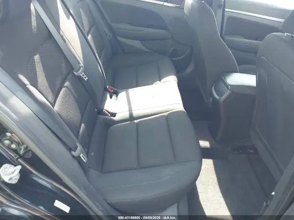 KMHD84LF3KU845594 2019 HYUNDAI ELANTRA - Image 8