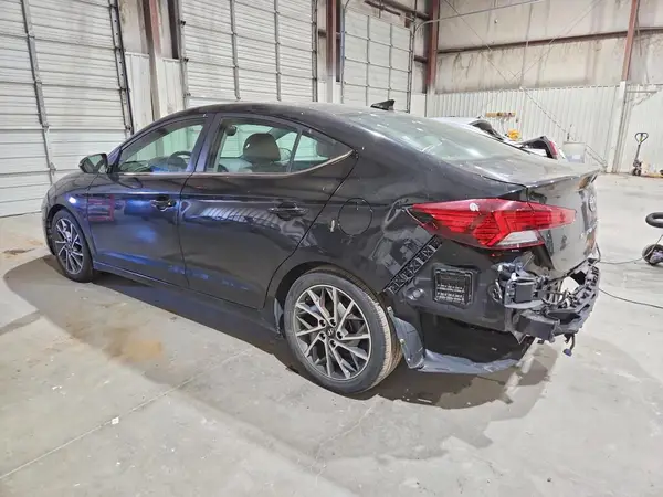 KMHD84LF3KU854652 2019 HYUNDAI ELANTRA - Image 2