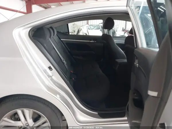 KMHD84LF3KU855106 2019 HYUNDAI ELANTRA - Image 8