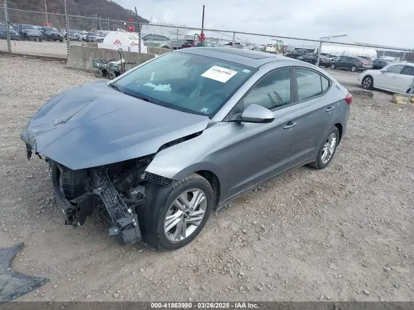 KMHD84LF3KU858894 2019 HYUNDAI ELANTRA - Image 2