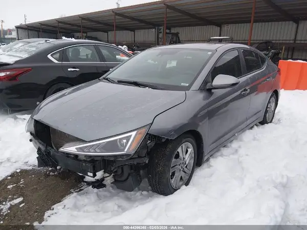 KMHD84LF3KU862699 2019 HYUNDAI ELANTRA - Image 2