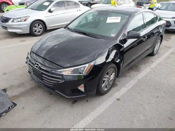 KMHD84LF3LU008149 2020 HYUNDAI ELANTRA - Image 2