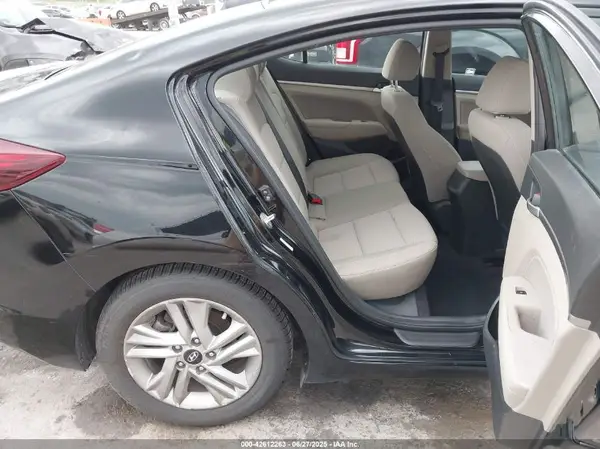 KMHD84LF3LU008149 2020 HYUNDAI ELANTRA - Image 8