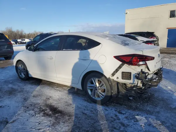 KMHD84LF3LU011911 2020 HYUNDAI ELANTRA - Image 2