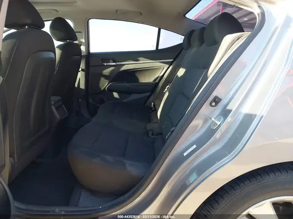 KMHD84LF3LU030085 2020 HYUNDAI ELANTRA - Image 8
