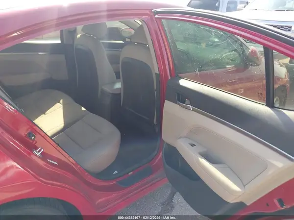 KMHD84LF3LU065421 2020 HYUNDAI ELANTRA - Image 8