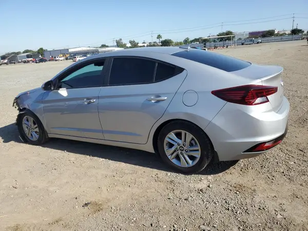 KMHD84LF3LU076502 2020 HYUNDAI ELANTRA - Image 2