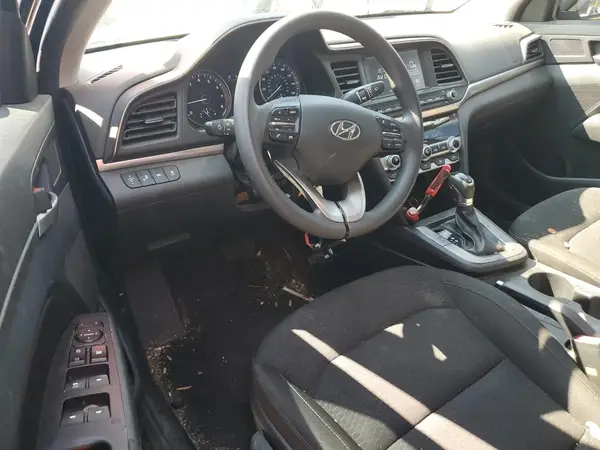 KMHD84LF3LU092943 2020 HYUNDAI ELANTRA - Image 8