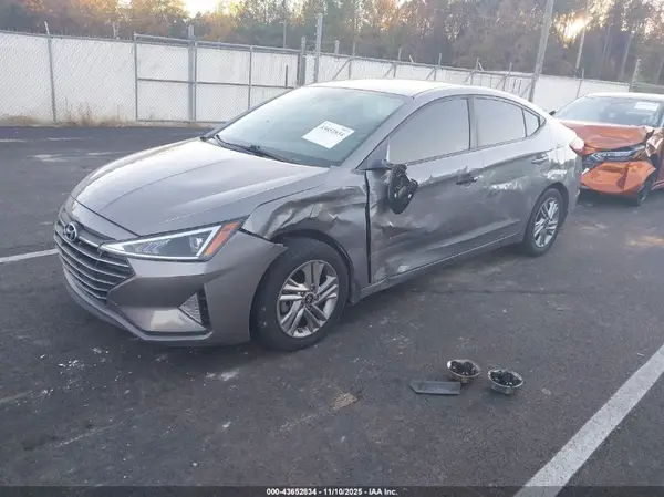 KMHD84LF3LU105190 2020 HYUNDAI ELANTRA - Image 2
